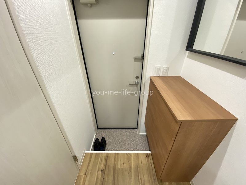 グラスプラス秦野本町 玄関