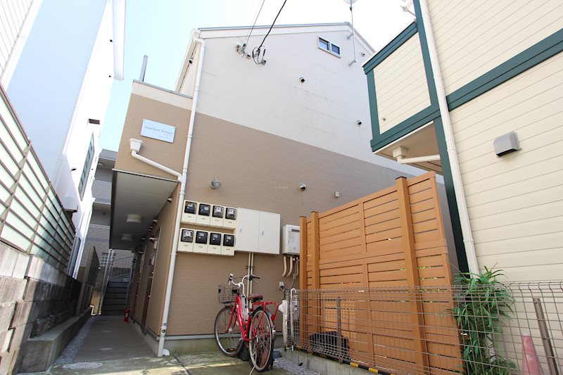 サザンテラス茅ヶ崎  203号室 外観