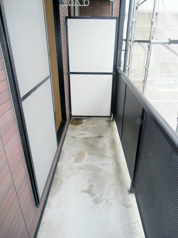 アンプルールブワ湘南 ベランダ