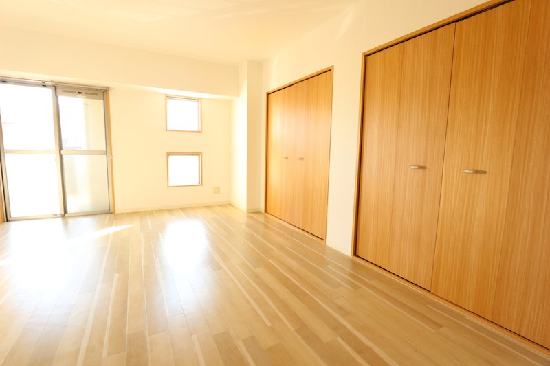 プレシャスイースト リビング