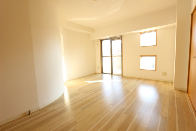 プレシャスイースト ベッドルーム