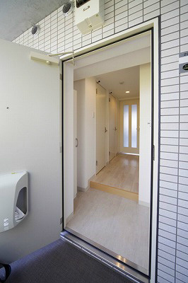 KADOIE TSUJIDO (カドイエツジドウ)  玄関