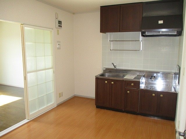 ロイヤルハイム高砂 リビング