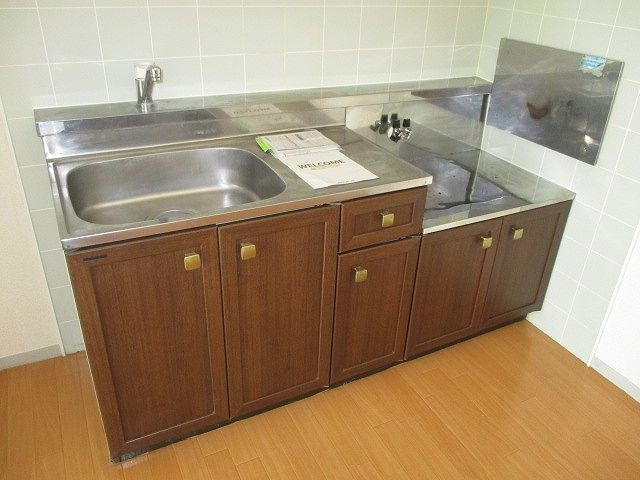 ロイヤルハイム高砂 キッチン