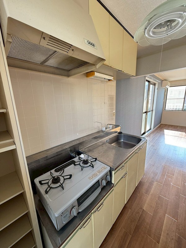 ハイ　ビレッジ   キッチン