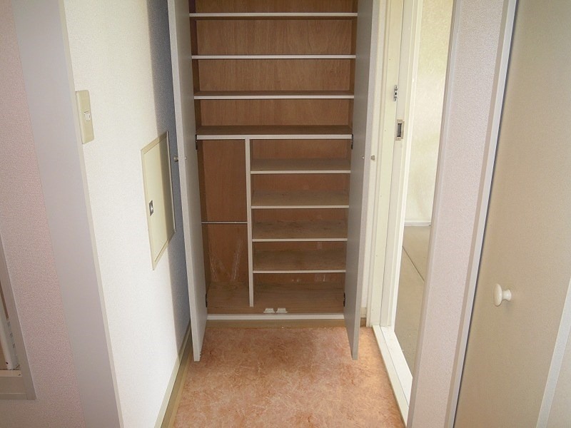 パレス湘南Ⅰ 玄関