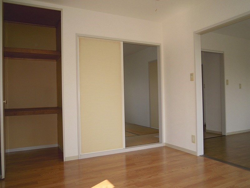 パレス湘南Ⅰ ベッドルーム