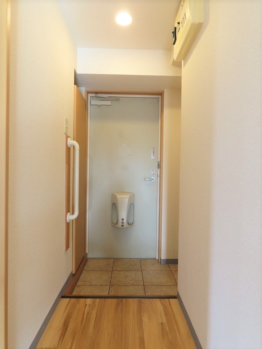 ブレクレール湘南 玄関