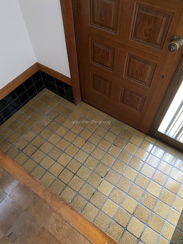 秦野市尾尻戸建 玄関