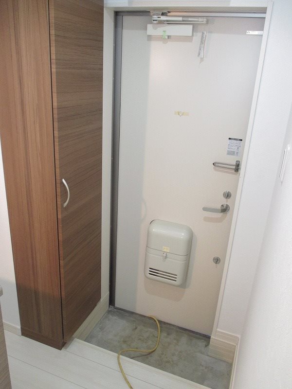 アザレア湘南 玄関