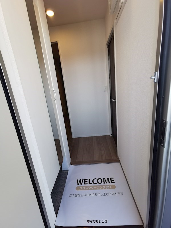 ルミエール本厚木 玄関