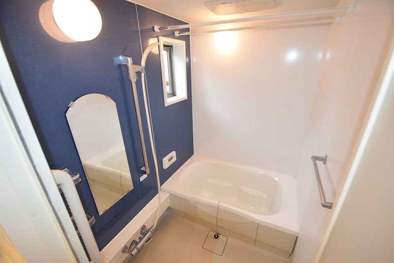 市川貸家B 風呂画像