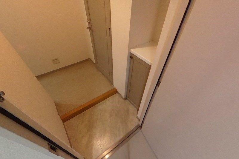 プラージュ湘南 玄関