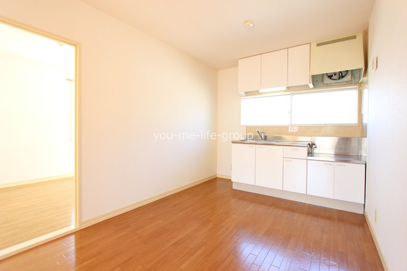 フレグランス御殿 リビング