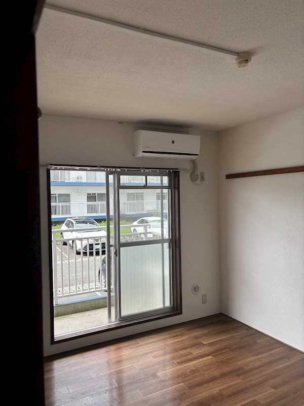 テレパレス伊勢原５号棟 リビング