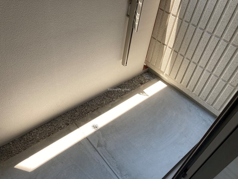 ＡＲＴＯＲＹＳ ベランダ