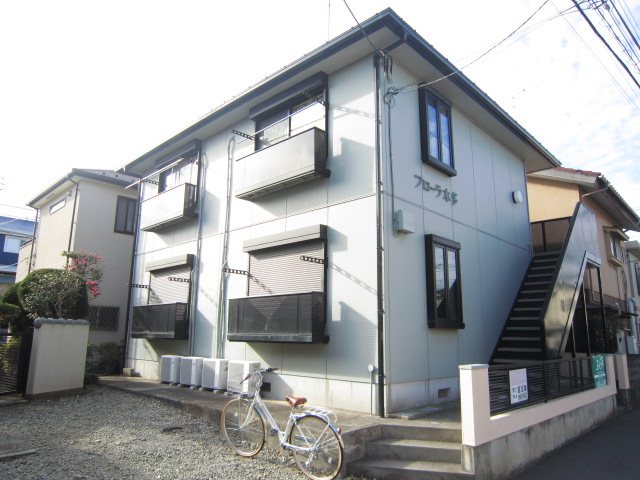 フローラ本多 201号室 外観