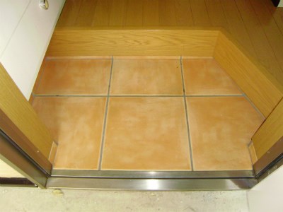 エミネンス寿町 玄関