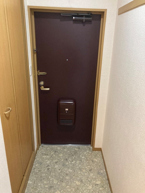 サンプラザ湘南 玄関
