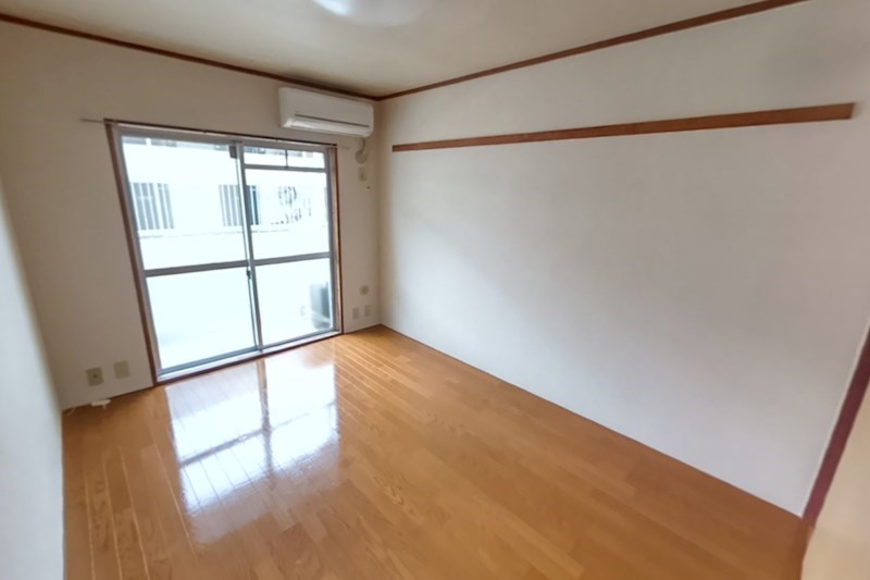 シャトール田口戸塚Ⅰ リビング