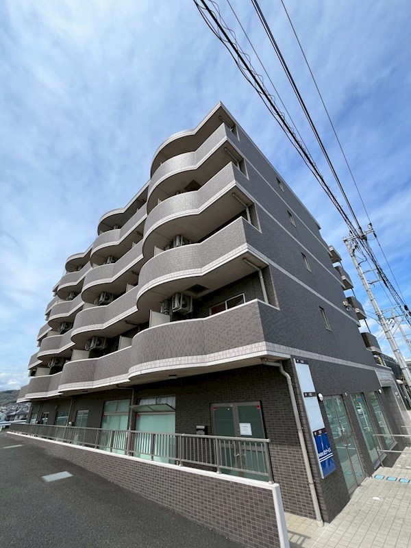 ランドパークスヤマ 406号室 外観