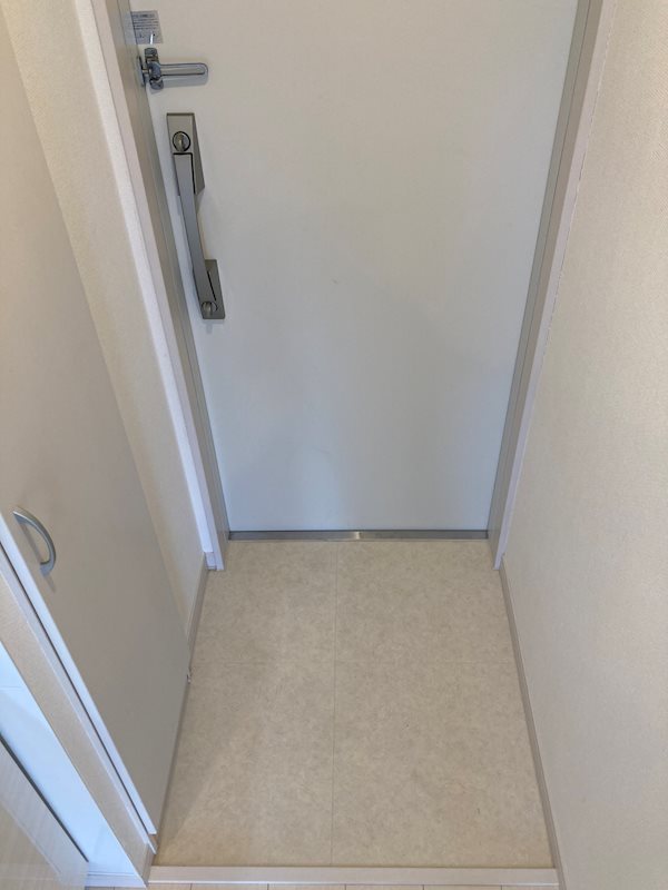 リブリ・藤沢川名 玄関