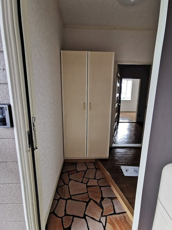 フレグランセB 玄関