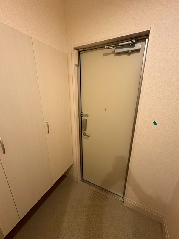 LUANA湘南 玄関