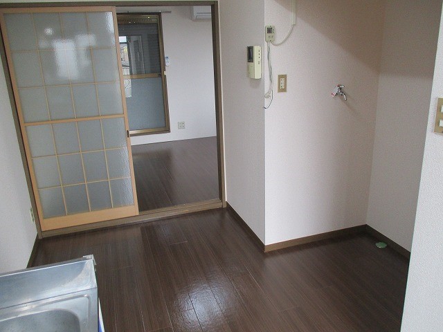 第二カトレアハイツ リビング