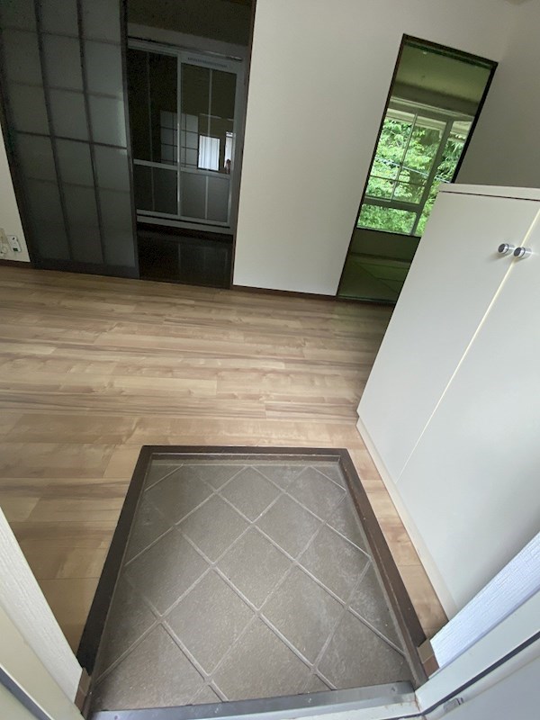 プリティ・シャトル 玄関