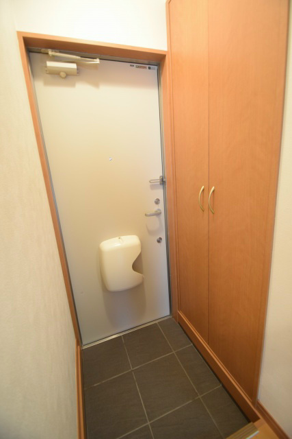 アンビシャス 玄関