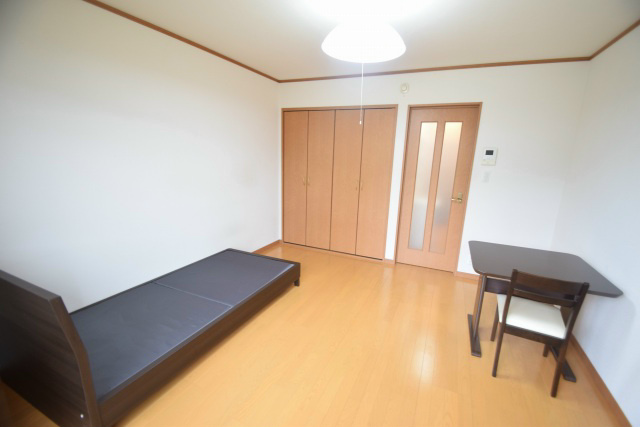 アンビシャス ベッドルーム