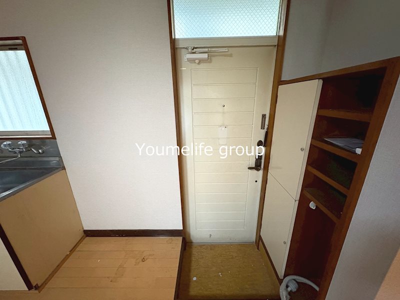 ハイツ三橋  玄関