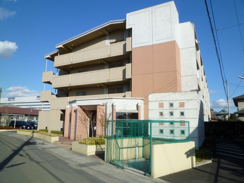 ルミエール高橋 205号室 外観