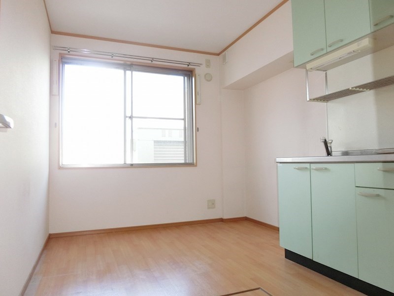 シャルマン リビング