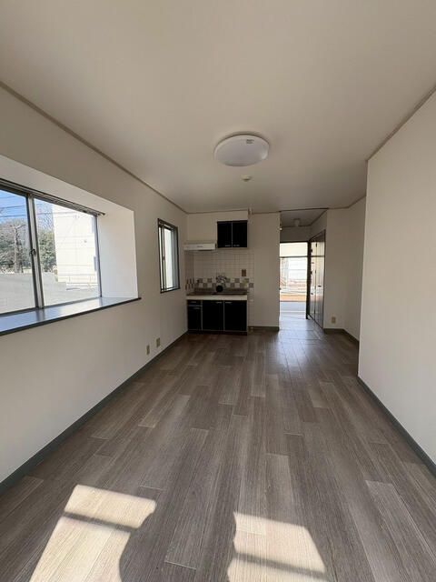 アーネスト・アツギ ベッドルーム