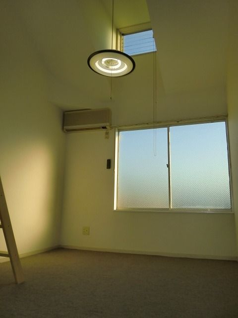 リヴェールマリン  ベッドルーム