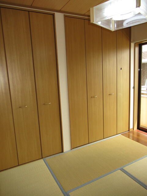 メゾンハイウェルⅡ ベッドルーム