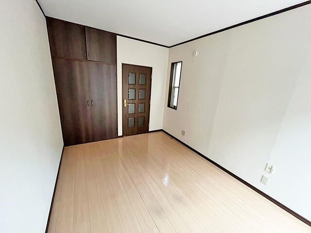 ホワイトレジデンスⅡ ベッドルーム