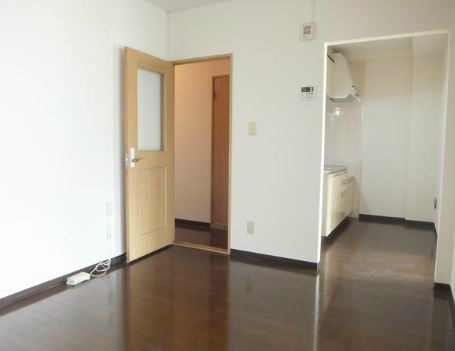 ミストレル リビング