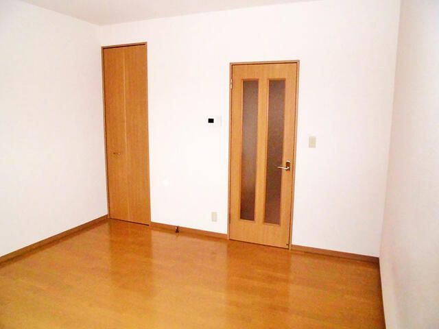 メゾン甲南 ベッドルーム