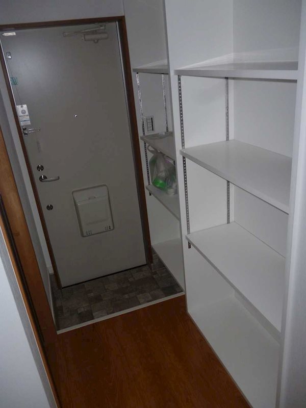 クラウンハイツⅡ 玄関