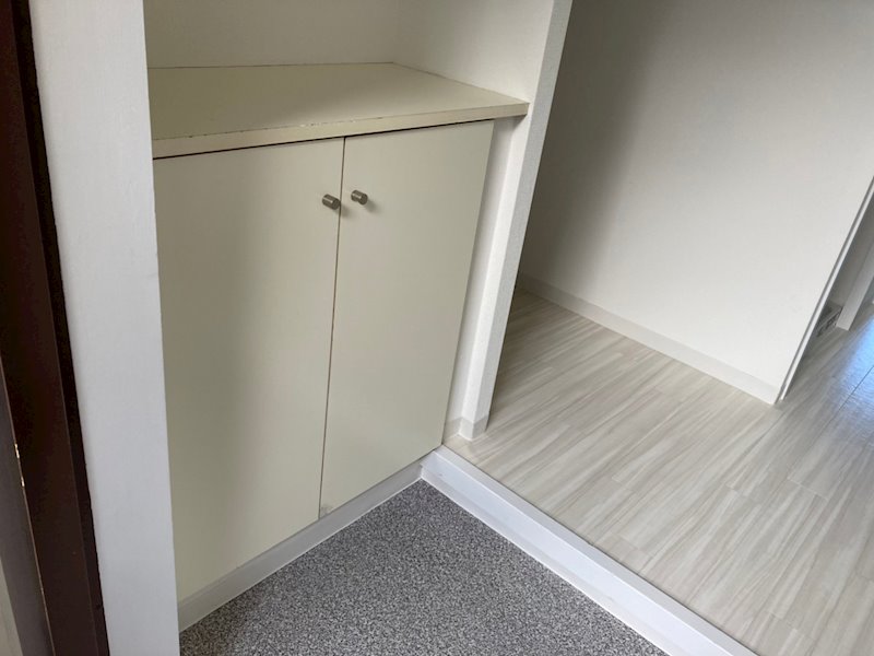 ライフパレット横浜 玄関