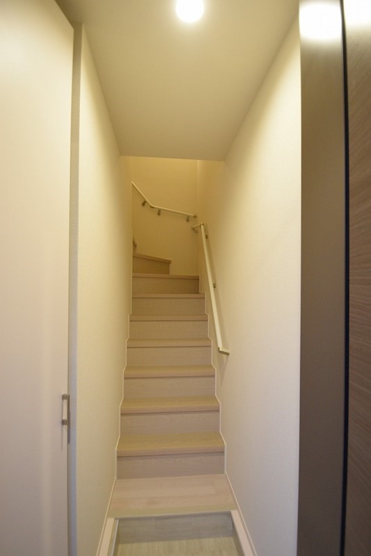 オルテンシア 玄関