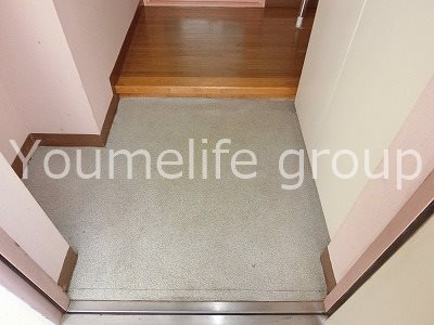 エスペラントセイエイ 玄関