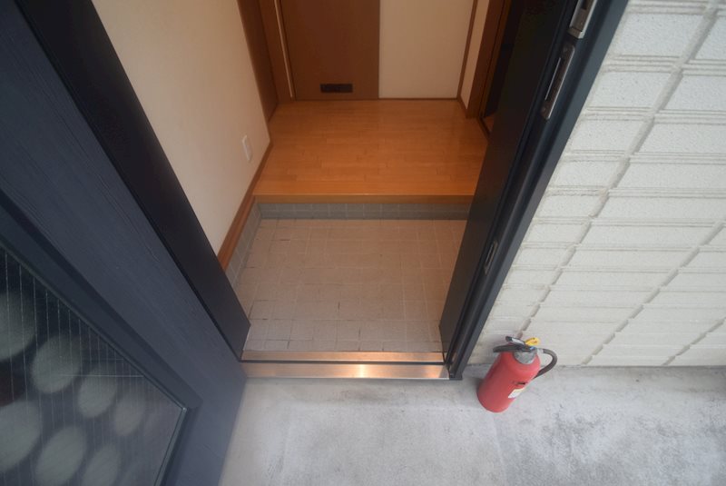 ジュネス鵠沼 玄関