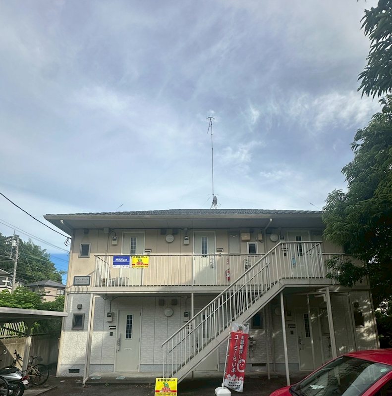 マロングレイス 101号室 外観