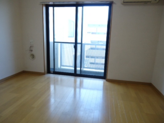 サンハイツ湘南台   リビング