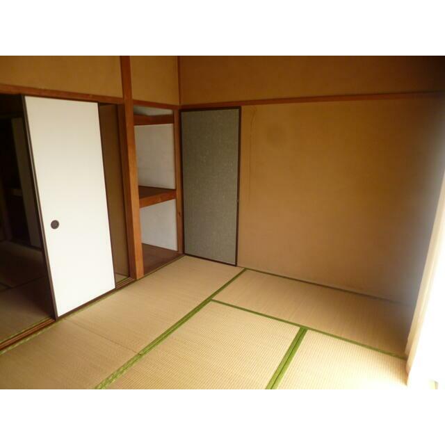 ハウスジュン ベッドルーム