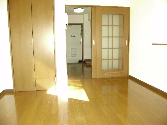 メゾン榎木町 ベッドルーム
